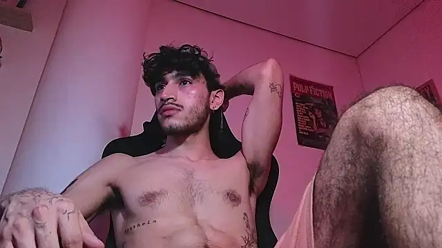 Snapshot of Luan-wood chatting on October 18, 9:20 pm Luan-wood online show from October 18, 9:20 pm