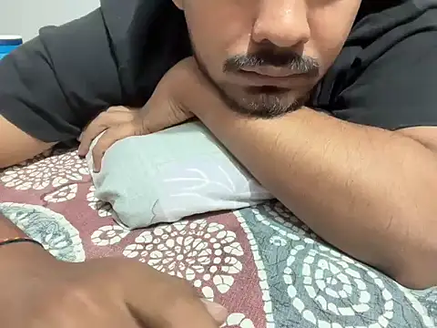   bigdaddy69 online show from April 11, 6:53 am