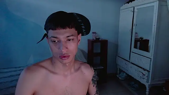 aaron blug online show from March 22, 3:50 pm