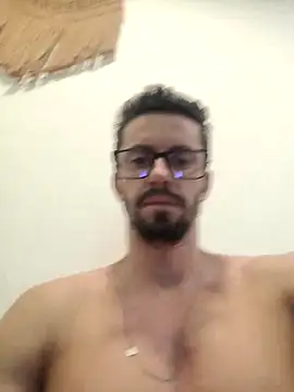 Diegosob8720 online show from February 27, 12:41 am
