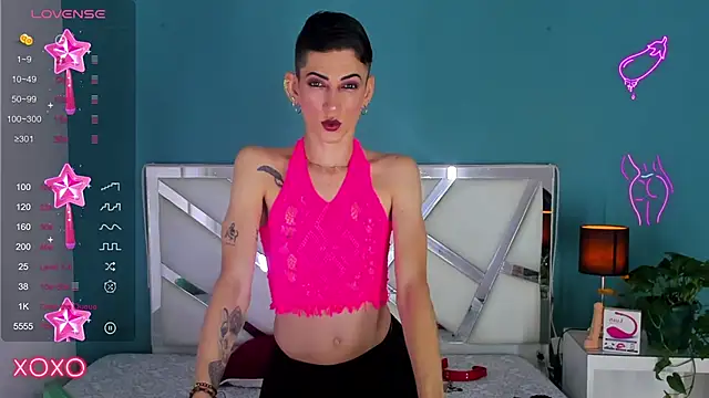 Snapshot of dominic_thailor chatting on January 5, 2:19 pm dominic thailor online show from January 5, 2:19 pm