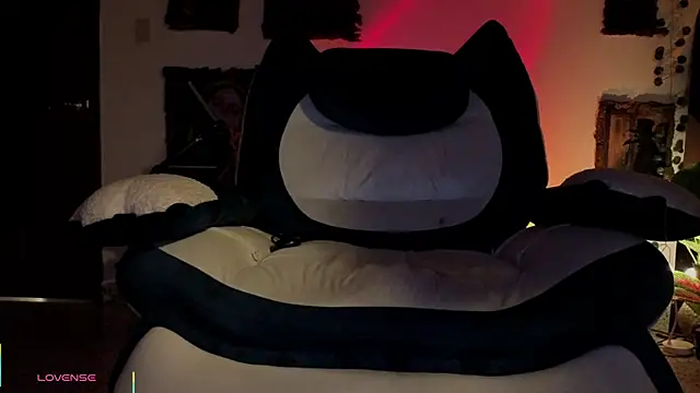 Ash gusbig online show from June 21, 3:12 am