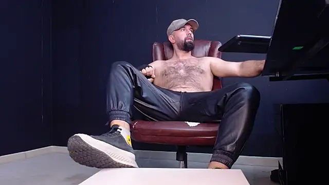 JackEthann online show from October 26, 6:37 am