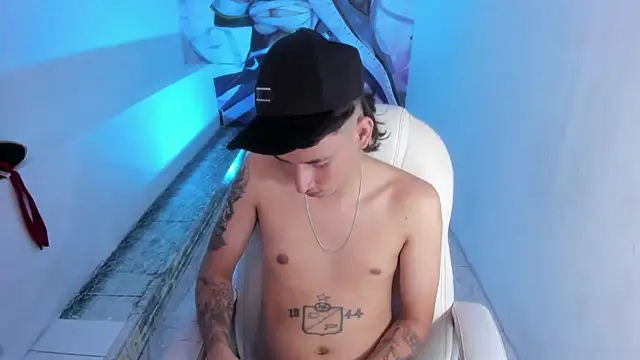 FrannBoy online show from April 25, 4:15 am