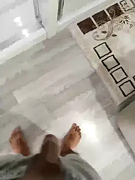 milf hunter 35 online show from April 21, 5:46 am