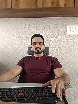 indianguy89 online show from February 8, 8:20 am