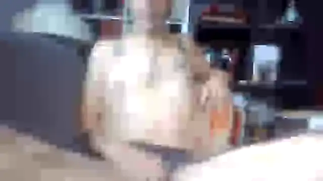 Snapshot of SHARPSkinhead chatting on October 15, 6:54 am SHARPSkinhead online show from October 15, 6:54 am