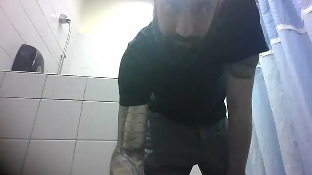 Snapshot of AceSpinning_DJ chatting on March 22, 9:42 pm AceSpinning DJ online show from March 22, 9:42 pm
