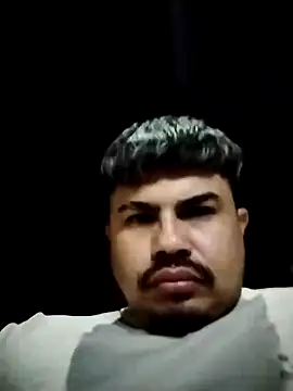 Snapshot of DickMasterfindom chatting on February 4, 4:26 am DickMasterfindom online show from February 4, 4:26 am