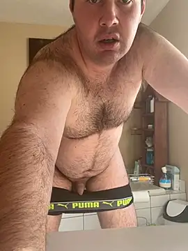 Snapshot of Bryan_Steel17 chatting on February 12, 4:22 pm Bryan Steel17 online show from February 12, 4:22 pm