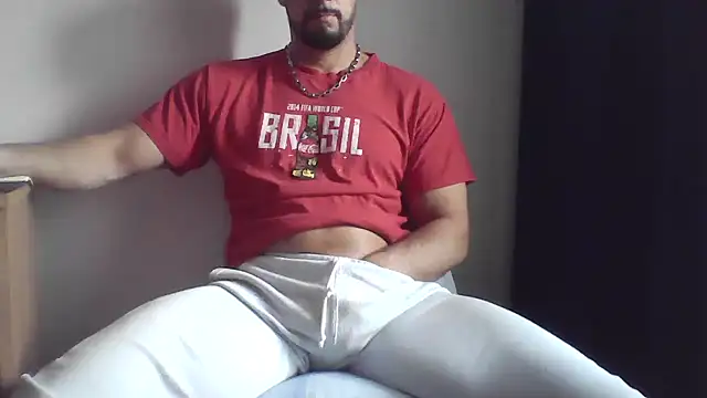 Snapshot of fl3xxx1 chatting on January 8, 11:21 am fl3xxx1 online show from January 8, 11:21 am