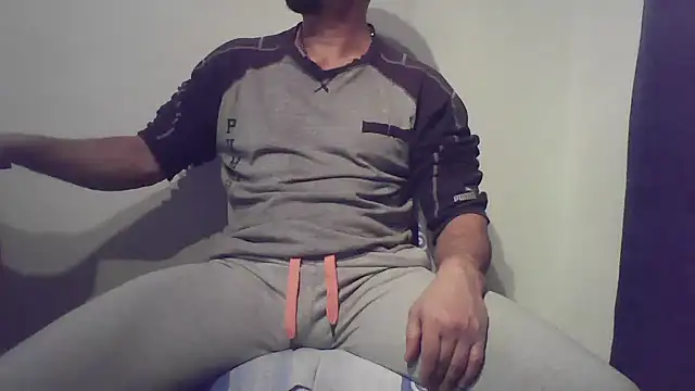 Snapshot of fl3xxx1 chatting on January 16, 7:20 pm fl3xxx1 online show from January 16, 7:20 pm