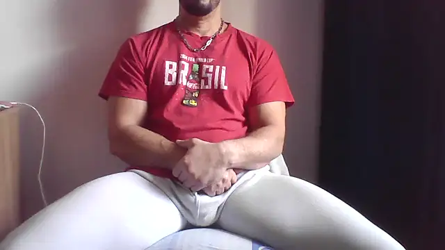 Snapshot of fl3xxx1 chatting on January 6, 10:57 am fl3xxx1 online show from January 6, 10:57 am