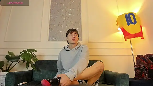 AlessandroDybala online show from March 14, 3:58 pm