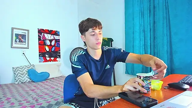 AlessandroDybala online show from April 29, 9:32 pm