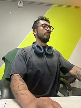 Tom cooper  online show from March 7, 6:11 am