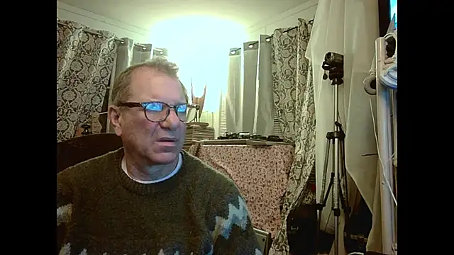 coryassman online show from April 26, 10:23 am