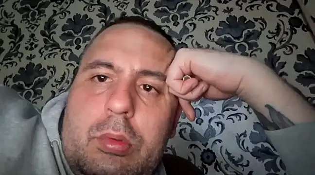 Basszos88i online show from December 8, 4:28 pm