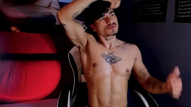 Thomas Fit1 online show from April 23, 6:54 pm