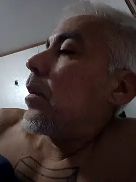 Snapshot of Xoc8_ chatting on November 2, 5:55 am Xoc8 online show from November 2, 5:55 am