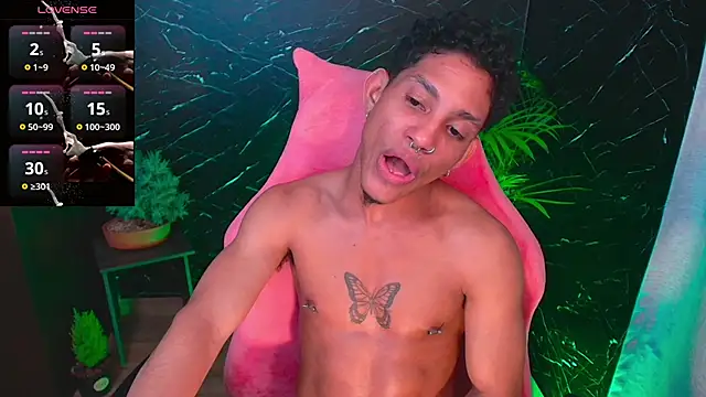 Snapshot of Palo_santo chatting on September 27, 4:32 am Palo santo online show from September 27, 4:32 am