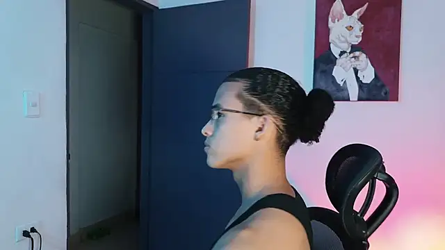 alejo x3 online show from February 22, 12:12 am