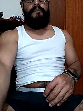 Snapshot of HombreS3n chatting on February 5, 1:15 am HombreS3n online show from February 5, 1:15 am