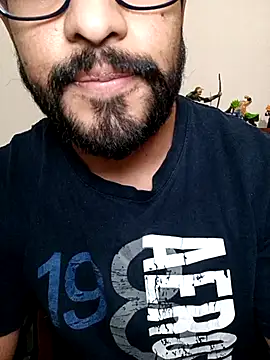Snapshot of HombreS3n chatting on March 8, 10:24 pm HombreS3n online show from March 8, 10:24 pm