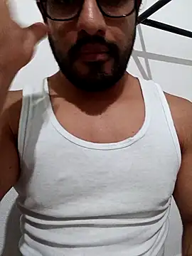 Snapshot of HombreS3n chatting on September 21, 10:54 pm HombreS3n online show from September 21, 10:54 pm