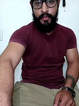 Snapshot of HombreS3n chatting on February 25, 9:24 pm HombreS3n online show from February 25, 9:24 pm