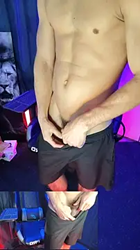 Snapshot of sexyboycolombi4 chatting on March 10, 9:07 pm sexyboycolombi4 online show from March 10, 9:07 pm