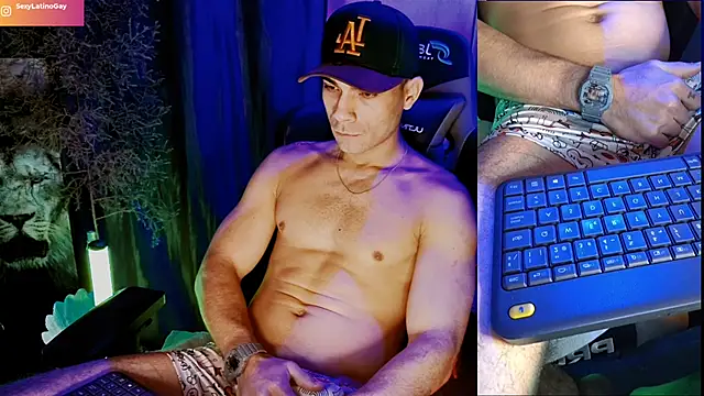 Snapshot of sexyboycolombi4 chatting on March 19, 10:11 am sexyboycolombi4 online show from March 19, 10:11 am