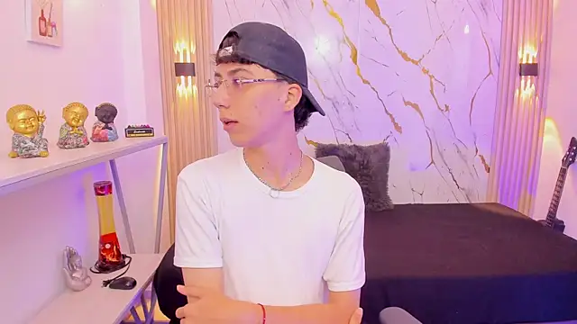 Nikolay Gregori online show from February 24, 4:57 am