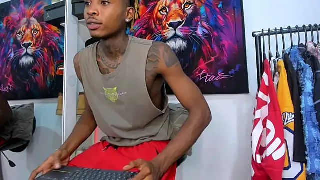 Snapshot of Pantera_black_21 chatting on October 19, 10:46 pm Pantera black 21 online show from October 19, 10:46 pm