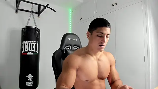 dan01  online show from April 1, 7:21 am