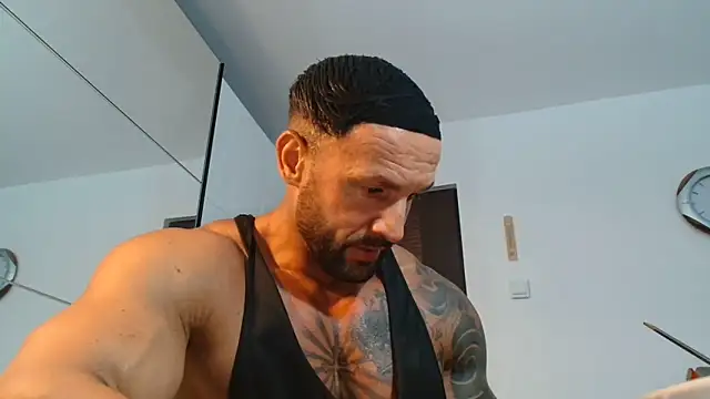 Magnificmuscles89 online show from June 21, 11:16 am