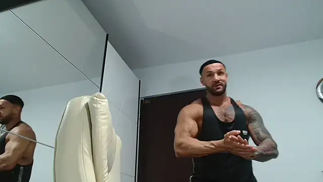 Magnificmuscles89 online show from May 6, 10:16 am