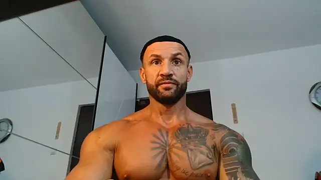 Magnificmuscles89 online show from June 20, 11:04 am
