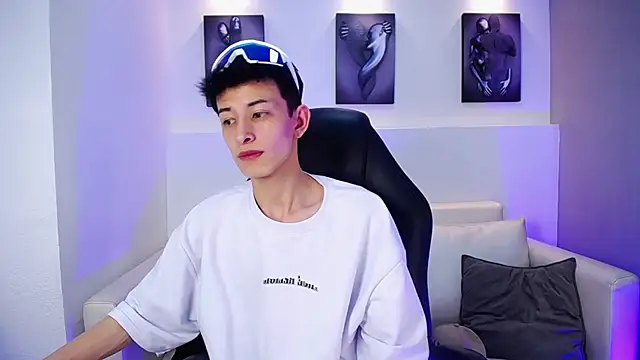 MaikCarver online show from February 3, 6:22 am