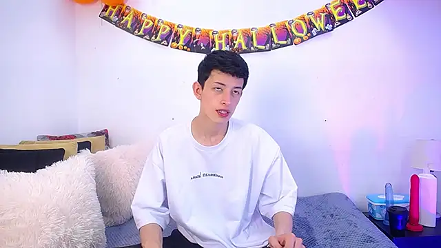 MaikCarver online show from October 7, 3:43 am