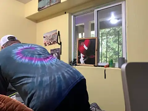 Mic Oxinner online show from April 12, 1:42 am