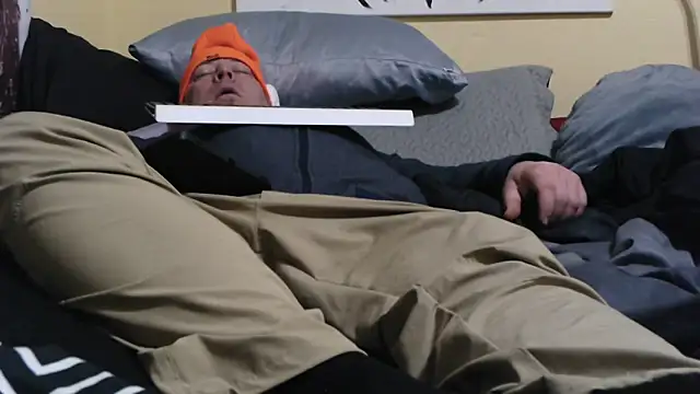 Mic Oxinner online show from February 15, 2:25 pm