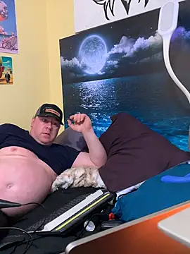 Mic Oxinner online show from April 2, 3:20 pm