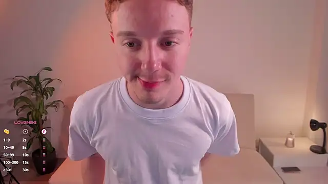 Snapshot of niico_18 chatting on October 24, 1:35 pm niico 18 online show from October 24, 1:35 pm