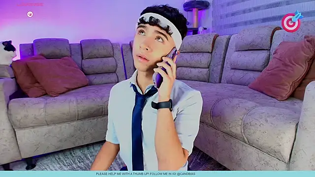 Snapshot of Niico_Cruz chatting on October 17, 5:11 am Niico Cruz online show from October 17, 5:11 am