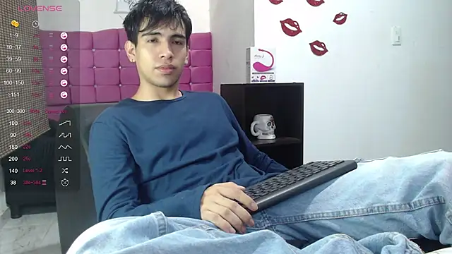 zack thunder online show from January 10, 12:26 pm