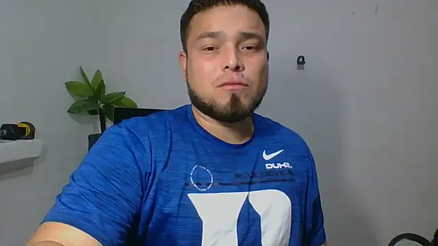 Snapshot of DirtyRcride chatting on October 27, 2:25 am DirtyRcride online show from October 27, 2:25 am