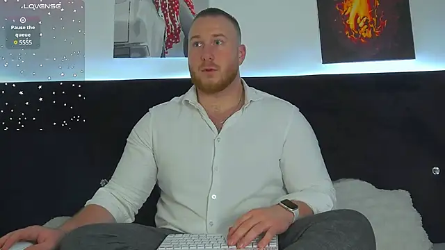 RoddyStill online show from January 6, 8:14 am