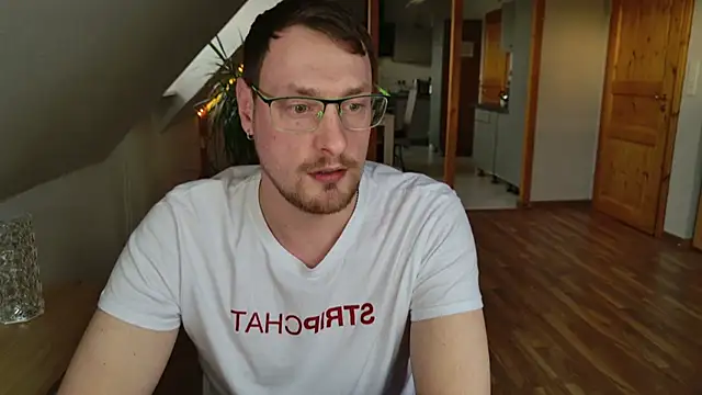 Relsxboy online show from March 14, 5:02 pm