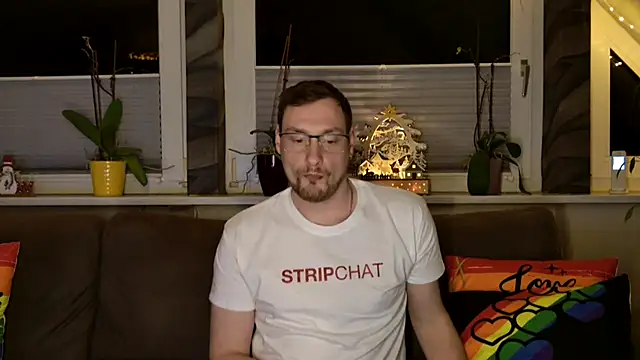 Relsxboy online show from December 3, 5:23 pm